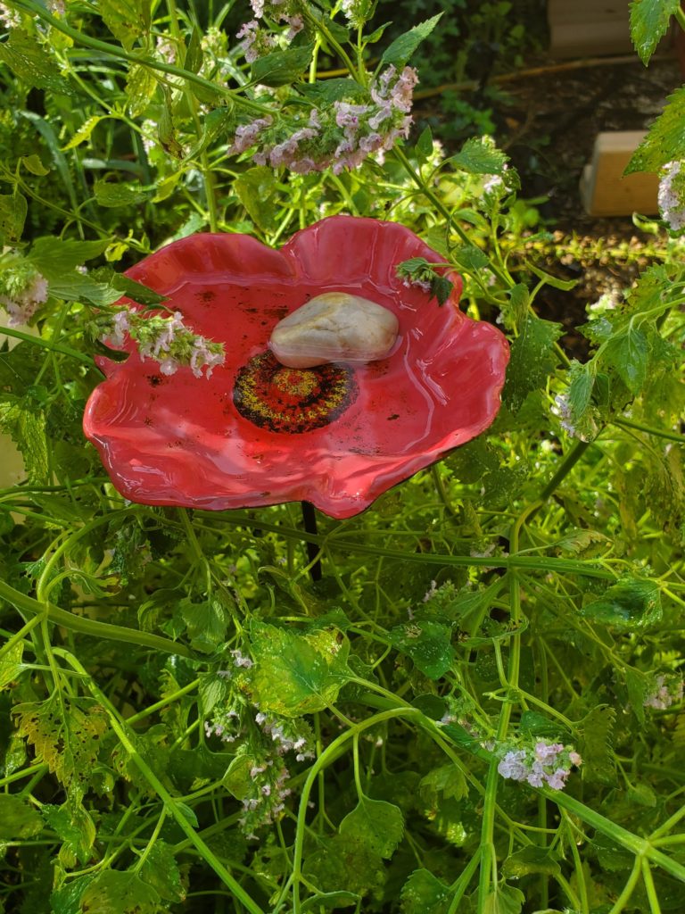 Poppy Bird Feeder